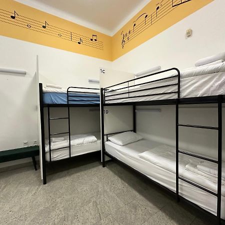 Hostel Opera Lublana Zewnętrze zdjęcie