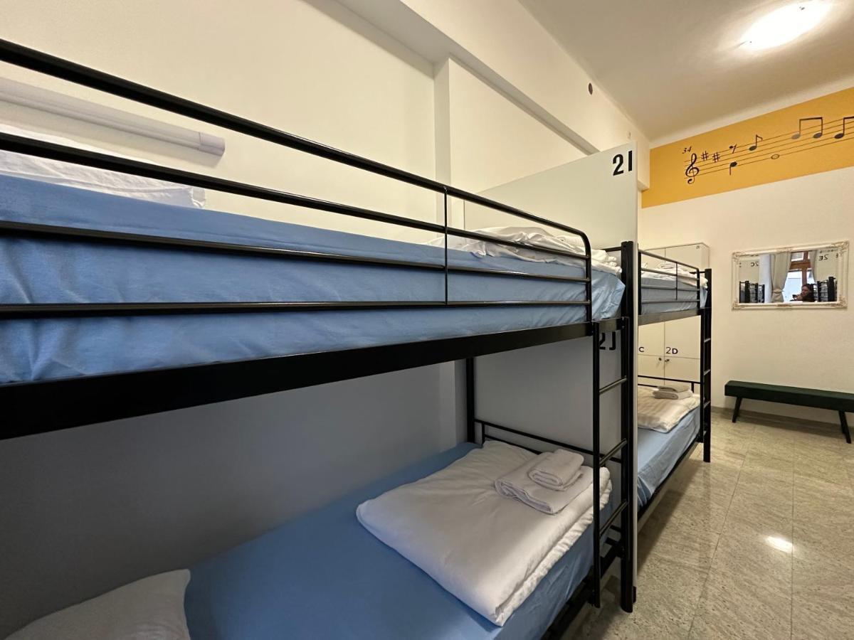 Hostel Opera Lublana Zewnętrze zdjęcie